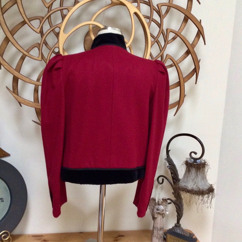 Vintage 2Pc. Don Sayres Red Wool w Black Velvet Trim & Black Velvet Skirt - Picture 7 of 11